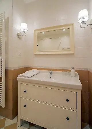 Aparthotel Revelton 4*