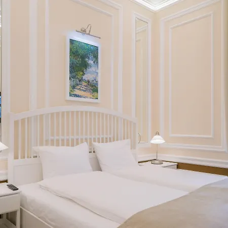 Revelton Aparthotel Karlsbad