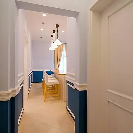Aparthotel Revelton 4*